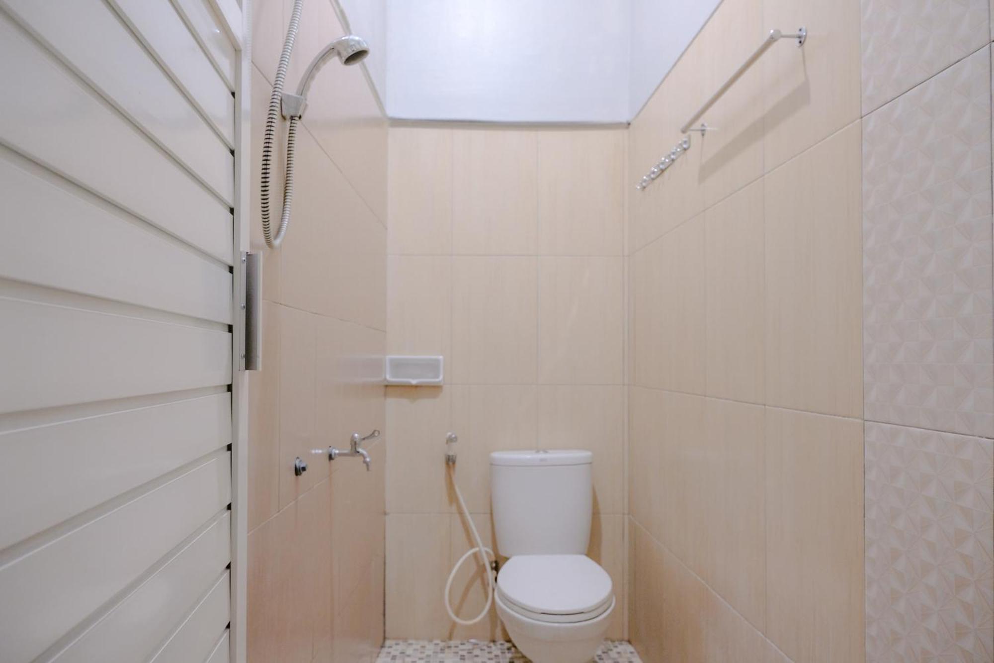 Oyo 2376 Tiara Family Residence Batu  Zewnętrze zdjęcie